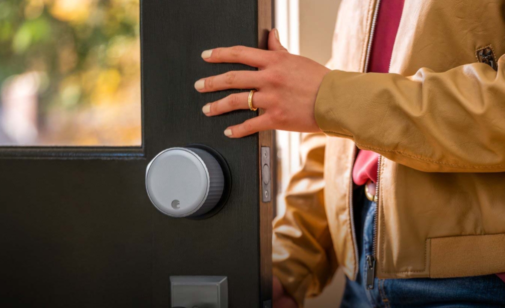Installling Lock